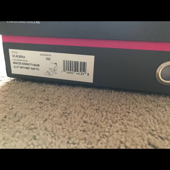 Women’s Shoes - Picture 4 of 6